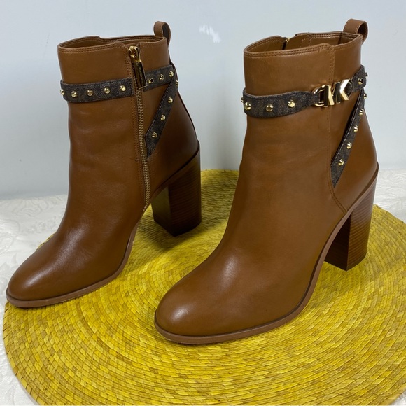 Michael Michael Kors Farrah Leather Ankle Boots in Luggage Size 8.5 - Picture 4 of 9
